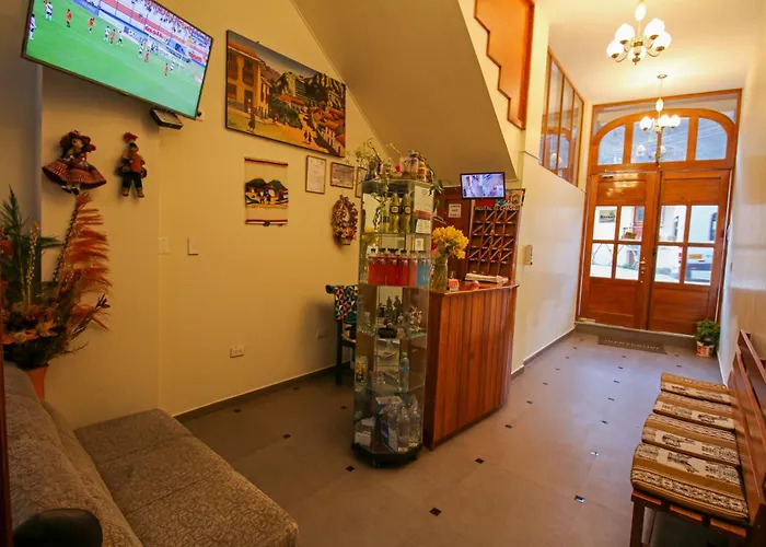 El Chasqui Guest house 3*