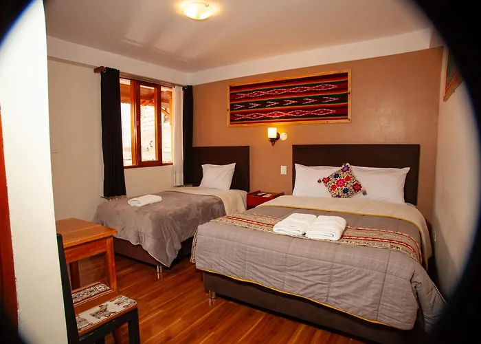 El Chasqui Guest house 3*